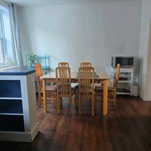 4 1/2 St-Jean Baptiste (1er Avril) - Photo 2