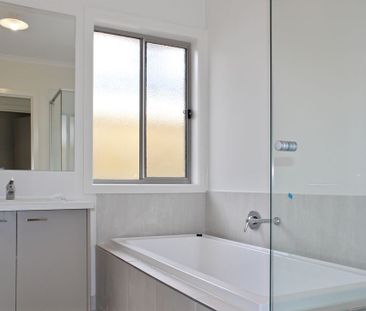 BEAUTIFUL HOME IN CORIDALE ESTATE - Photo 6