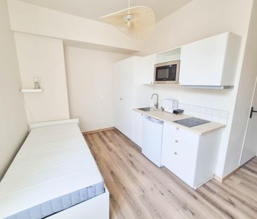 Location / Studio meublé - Photo 1