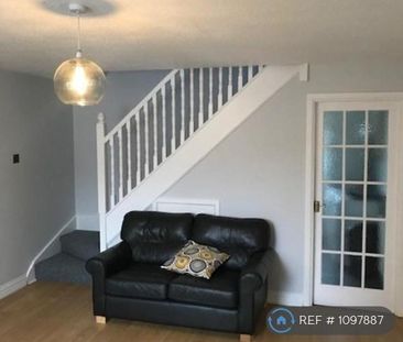 2 bedroom semi-detached house to rent - Photo 2