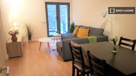 2-bedroom apartment for rent in Inns Quay, Dublin - Photo 5