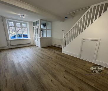 3 bedroom terraced house to rent - Photo 3