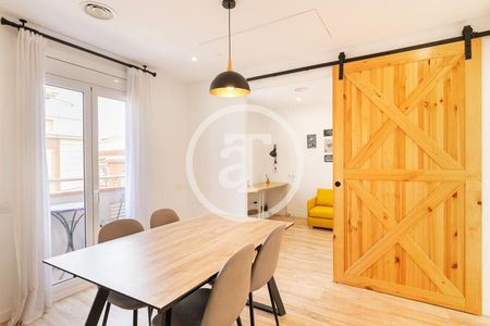 Piso de alquiler en Carrer del Canigó, Horta - Photo 3