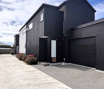 Fantastic Property & Location - Photo 3