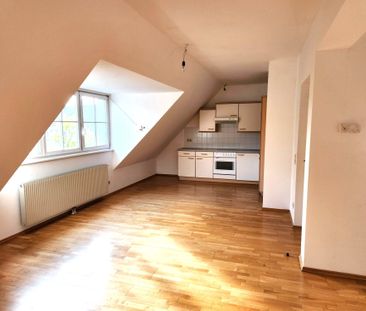 Dachgeschosswohnung direkt am Reckturm - Foto 2