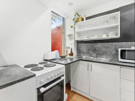 Glebe - Photo 4