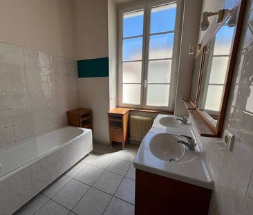 Appartement 5 pièces – LYON - Photo 2