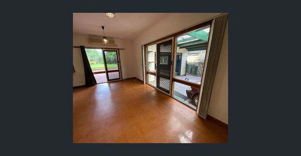 Where classic charm meets modern living - Photo 1