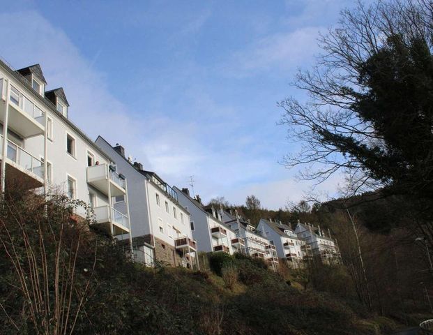 Halsknopf 20 - 4 ZKB Wohnung im DG *ab sofort* zu vermieten - Foto 1