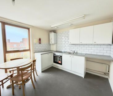 2 bedroom maisonette to rent - Photo 3