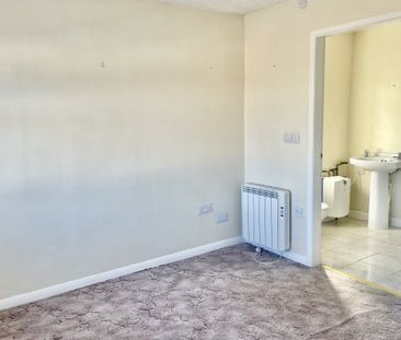South Road - Photo 2