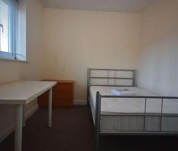 Reilly Street, Hulme, Manchester, M15 - Photo 3