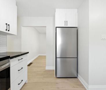 For Lease - 929 Upper Ottawa Street Unit# A, Hamilton, Ontario - Photo 1