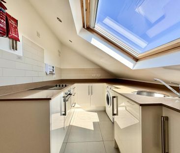 1 bedroom flat to rent - Photo 2