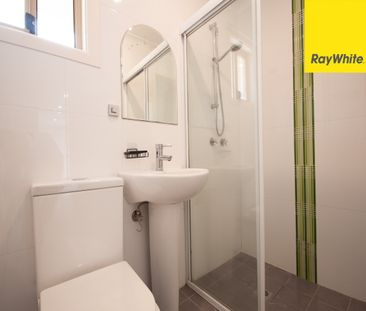 MODERN 2 BEDROOM GRANNY FLAT IN A CONVINIENT LOCATION - Photo 4