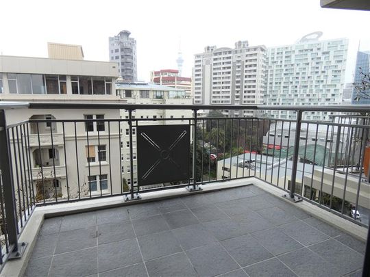 Unit 802, 1 Parliament Street, Auckland Central, Auckland - Photo 1