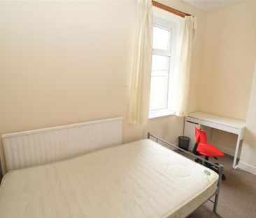 6 bedroom house to rent - Photo 3