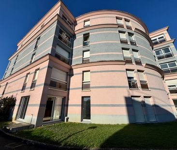 Location Appartement 2 pièces 40m² ORLEANS 45000 - Photo 6