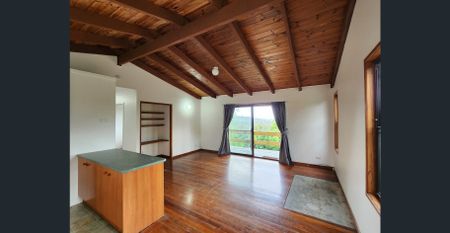 NATURE LOVERS DREAM HOME - Photo 4