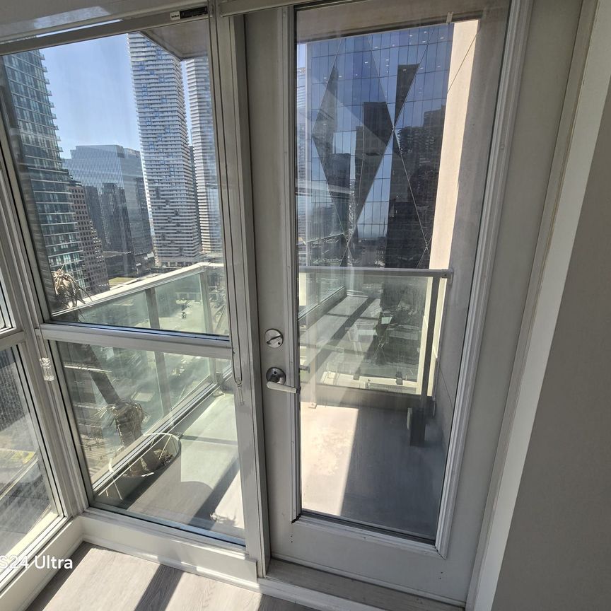 For Lease - 18 Yonge Street Unit# 2811, Toronto, Ontario - Photo 1