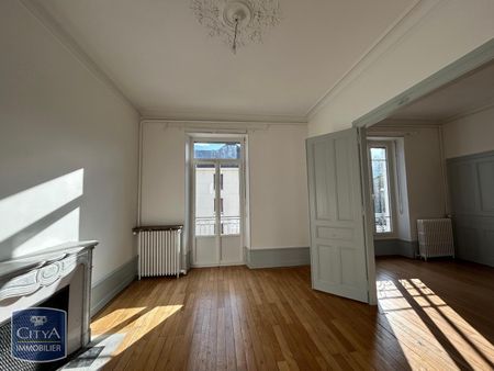 Location Appartement 5 pièces 129m² CHAMBERY 73000 - Photo 4