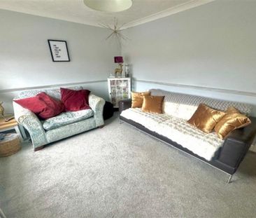 2 bedroom property to rent - Photo 3