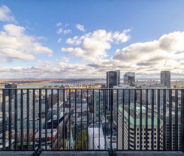 Rue du Square-Phillips, H3B 0H3, Montréal - Photo 1