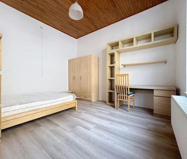 Appartement te huur in Elsene - Foto 1