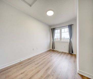 For Lease - 7 Northwest Passage, Whitchurch-Stouffville, Ontario - Photo 6