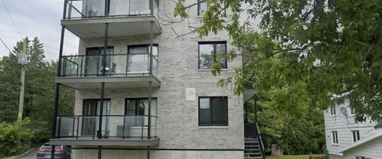 2 CH - 1 SDB - Québec - $1,537 /mo - Photo 1