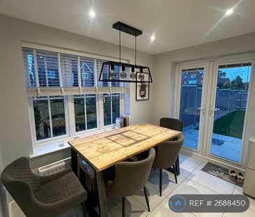 3 bedroom detached house to rent - Photo 3