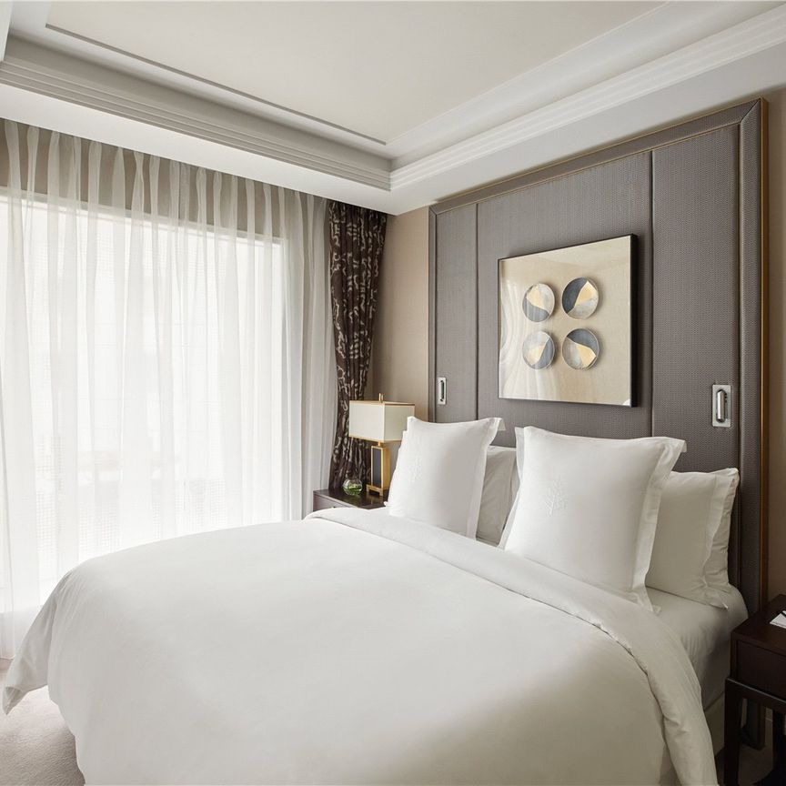 Trinity Square, Tower Hill - Photo 1