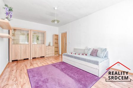 Pronájem bytu 1+1 38 m² - Fotografie 2