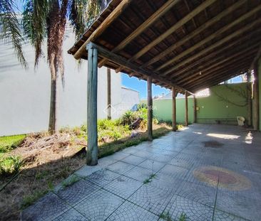 Casa com 3 quartos e 269m² para alugar em Moinhos de Vento, Canoas. - Photo 1