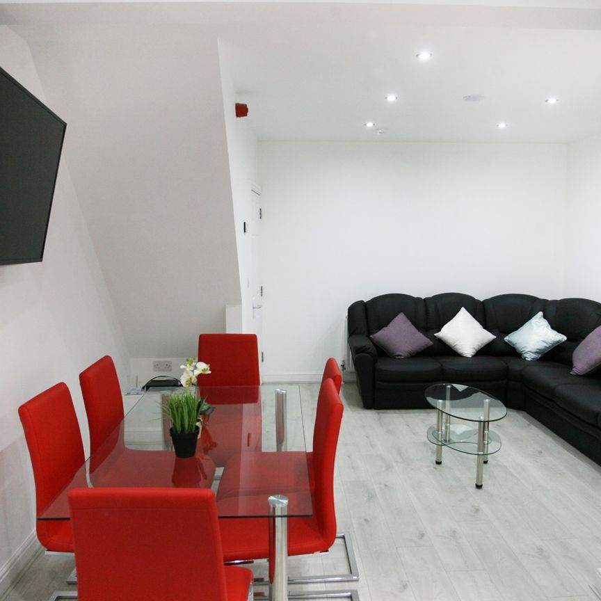 6 Bed Terraced House, Edinburgh Road, L7 - Photo 1