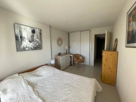 Location Appartement 2 pièces 47m² CANNES 06150 - Photo 3