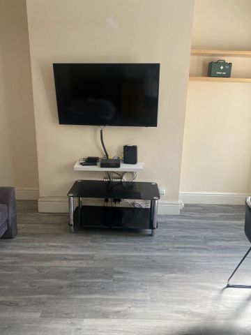 4 bedroom house to rent - Photo 2