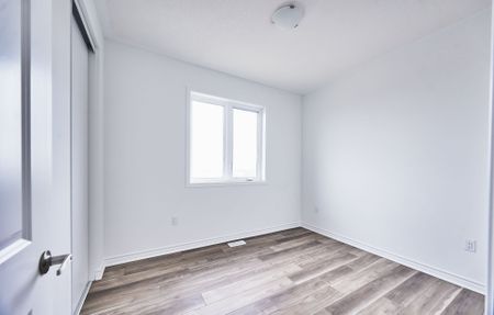 For Lease - 3378 Salt Springs Drive, Pickering, Ontario - Photo 3