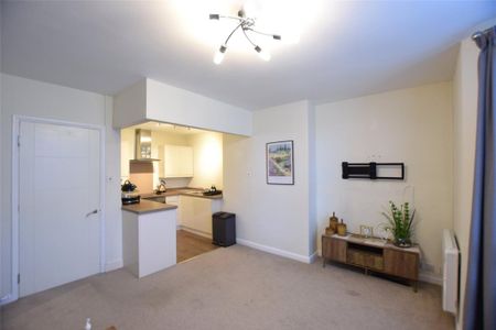 1 bedroom apartment to rent - Photo 2