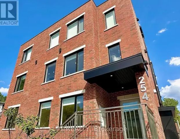 4 - 254 GARNEAU STREET | 4 - 254 GARNEAU STREET, Ottawa - Photo 1