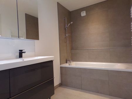 Location - Appartement Chartres De Bretagne 5 pièces 108.29 m² - Photo 2