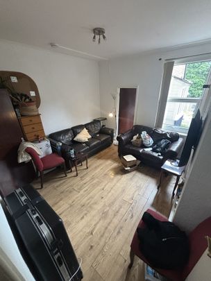 210 DAWLISH ROAD - Photo 1