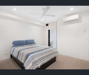 Two bedroom apartment in the heart of Lutwyche - Photo 2