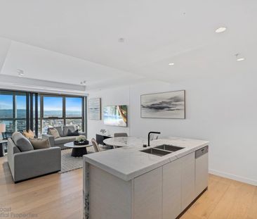 Exquisite, Absolute Beachfront Luxury - Furnished - Photo 2