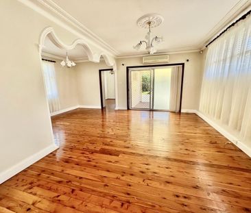 Two Bedroom Home in Great Location - Photo 5