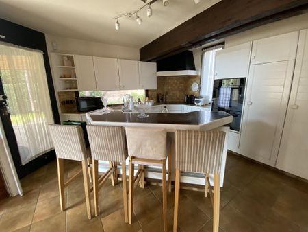 EXCLUSIVITY – 9-Room Detached Villa with Garden - Foto 4