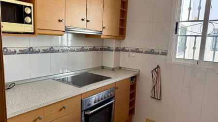 Piso de alquiler en Calle Laguna de Fuentilleja, 4r, La Florida - Photo 4