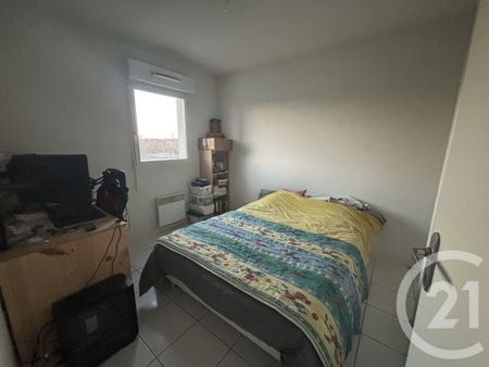 Location Appartement 2 pièces 35m² MOURENX 64150 - Photo 3