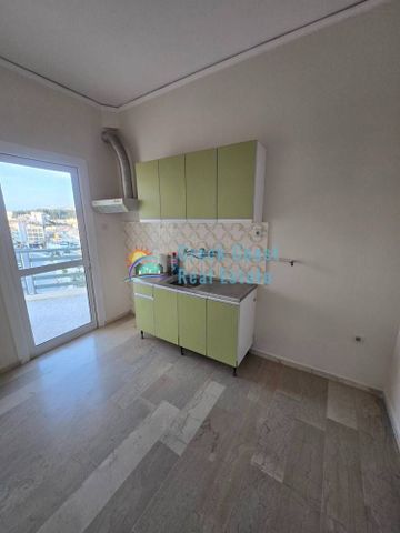 Studio/Γκαρσονιέρα για ενοικίαση Αγία Σοφία (Πάτρα) - Photo 5