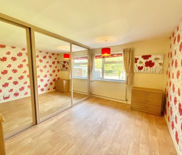 2 bedroom semi-detached bungalow to rent - Photo 6